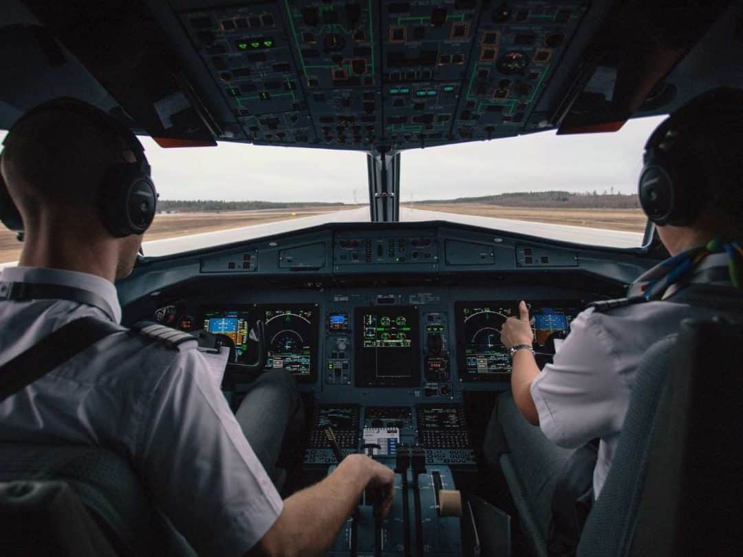 Airline Pilots Need More Pilot Training in Canada